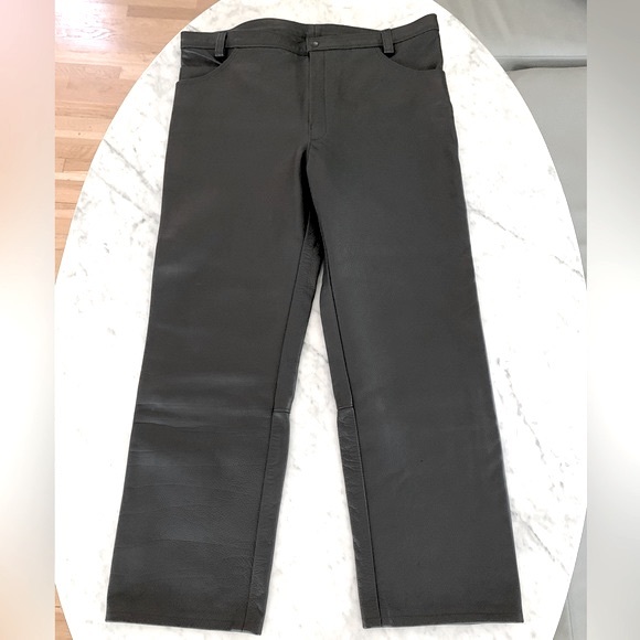 Mens leather motorcycle pants, beautiful leather, lined size 40” x 28” - Picture 7 of 11